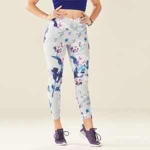 Fabletics Define High Waisted 7/8 Leggings - Size XS